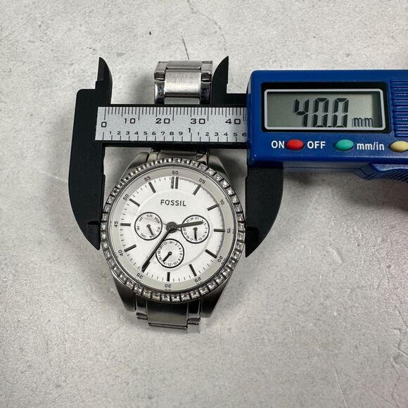Fossil Watch Womens 40mm Pave Bezel Carissa Day Date Silver Tone New Battery - Picture 10 of 11